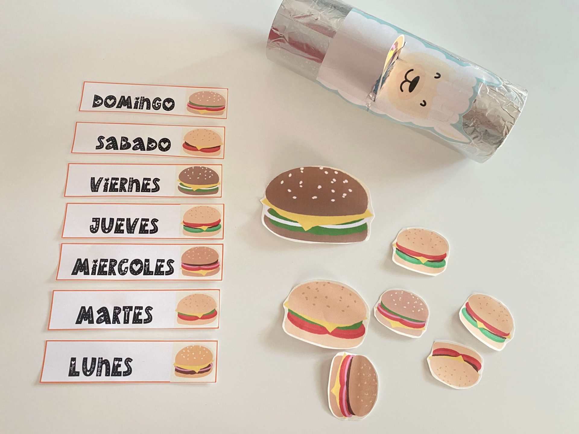 Hamburguesa para cada día de la semana. Juego discriminación visual y